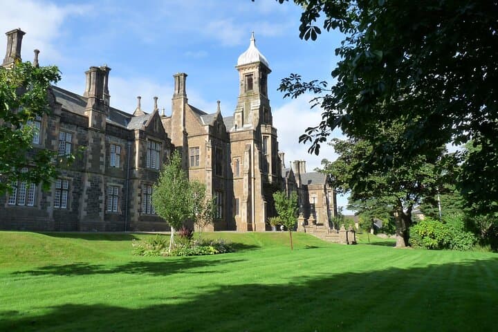 Clyde Coast Tours, see the stunning river Clyde and Argyll hills from Glasgow