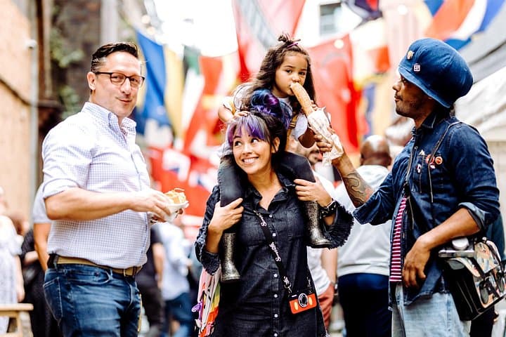 Private London Tour with a Local: Custom Highlights & Hidden Gems