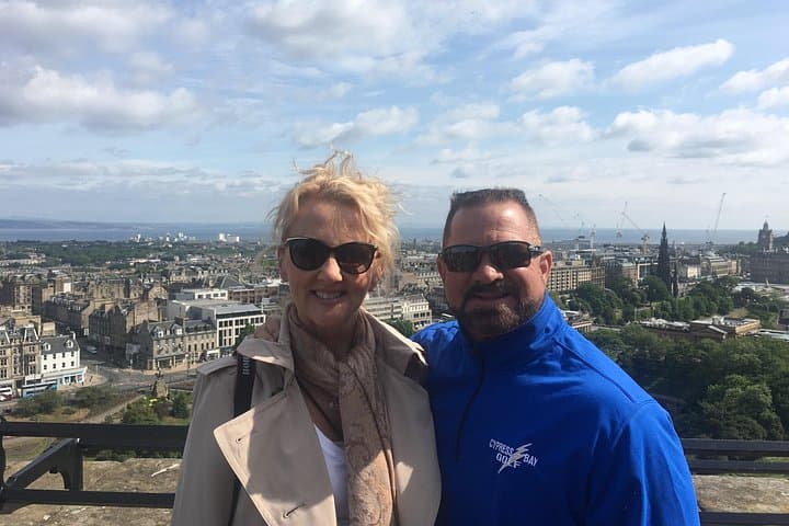 Edinburgh Private Custom Walking Tour - Highlights & Hidden Gems