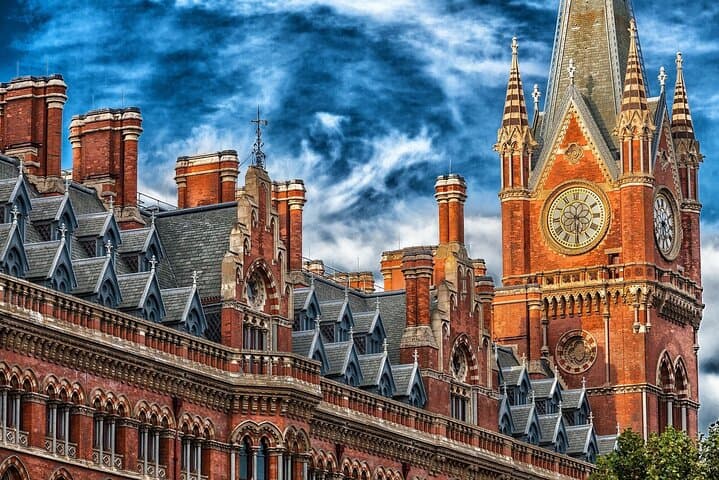 Layover Tour of London from LHR Executive Luxurious Vehicle Private Tour