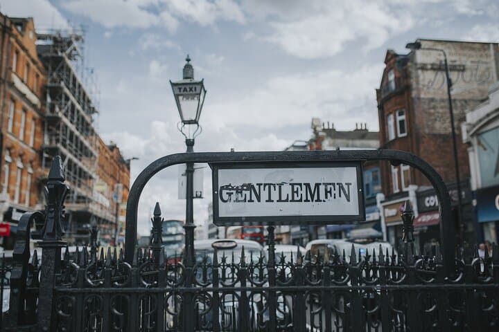 Heathrow Airport to Central London executive Luxury Vehicle Private Transfer