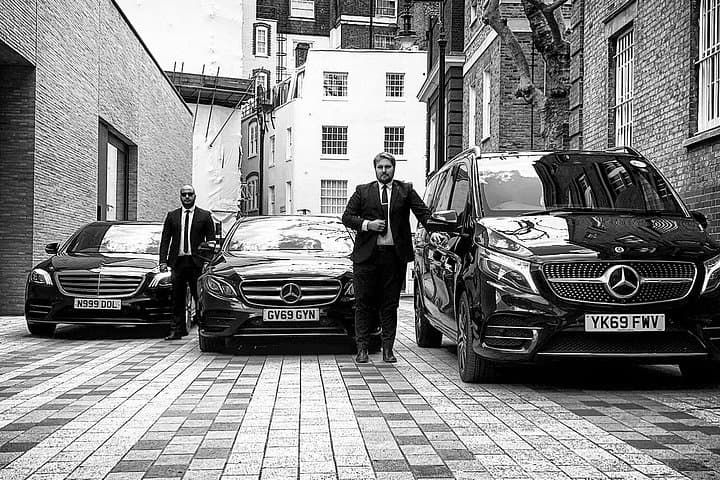 Private Heathrow Airport transfer to or from your London Hotel