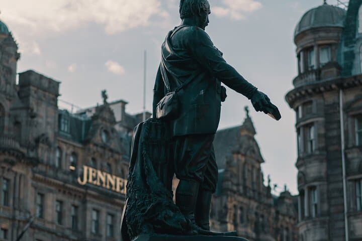 Luxury Transfer Service: London to Edinburgh