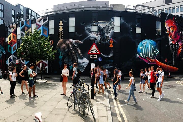 Connectivity Mural in Shoreditch