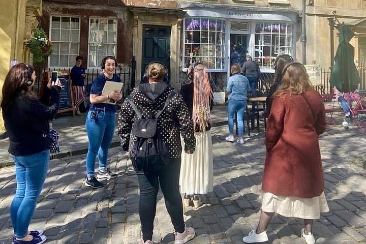 Headphoned Tour: Discover Bath & Bridgerton with Music