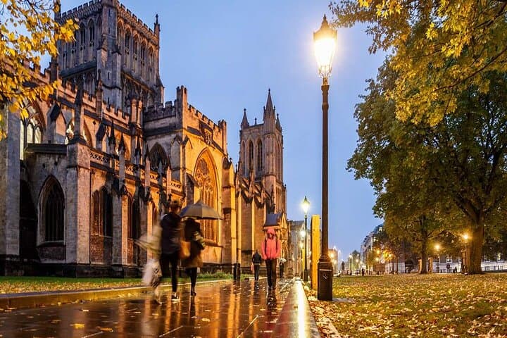 Bristol private walking tour with a local guide