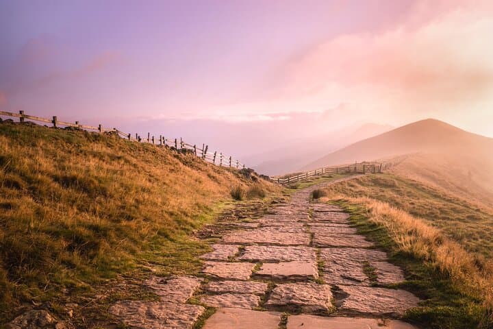 Peak District Tour App, Hidden Gems Game and Big Britain Quiz (7 Day Pass) UK