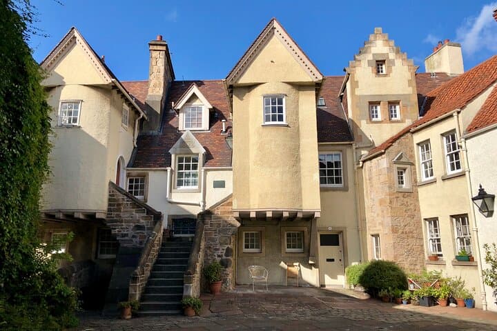 White Horse Close one of the Royal Mile's Hidden Gems.