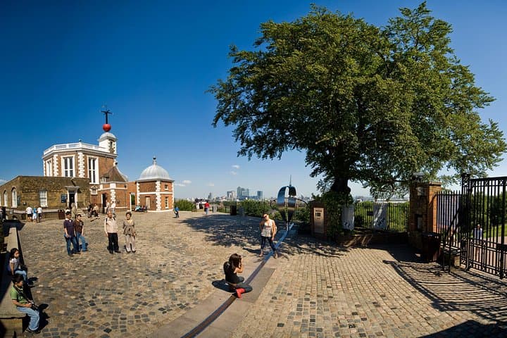 Cambridge and Greenwich - Day Tour from Brighton