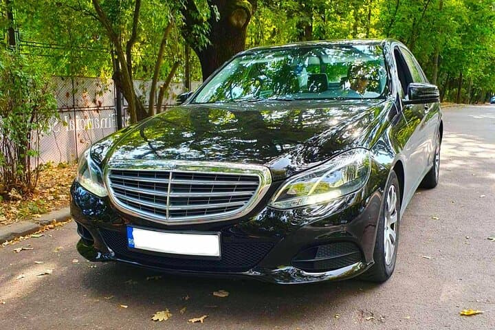 Try find your better than us ! Airport transfer in London HTL-APT (STN,LCY)