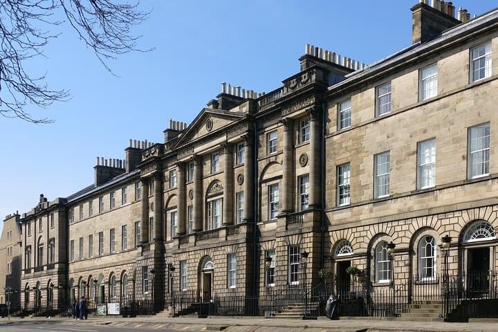 The Architecture of Money: A Self-Guided Audio Tour of Edinburgh’s New Town