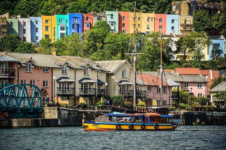 Bristol Private Transfer from Bristol Airport to central Bristol
