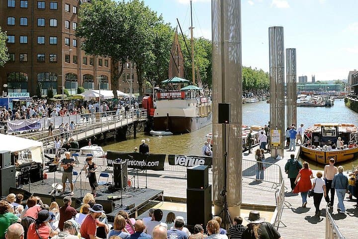 Bristol Private Transfer from Bristol Airport to central Bristol