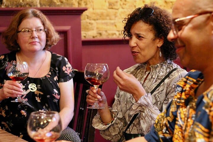 London: History of Gin Guided Tour with Tasting in a Small Group