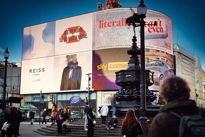 London by Night - Tootbus Sightseeing Tour