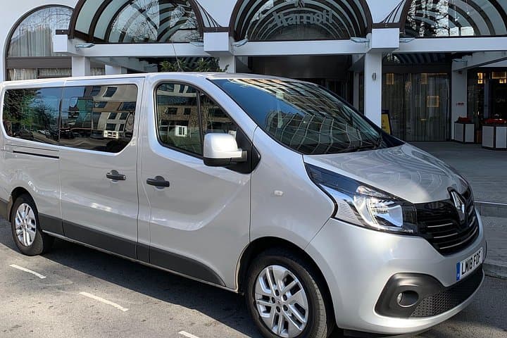Private Chauffeured Vehicle In London