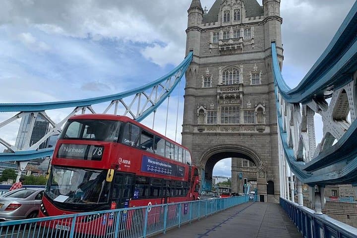 Private Chauffeured Vehicle In London