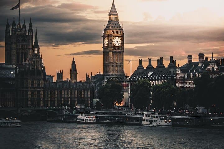 London Tour App, Hidden Gems Game and Big Britain Quiz (1 Day Pass) UK