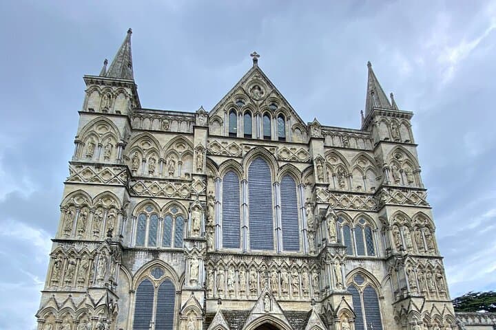 Salisbury Cathedral front