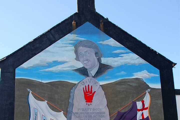 Loyalist mural