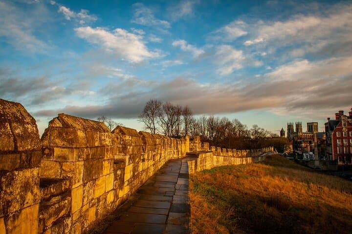 York Tour App, Hidden Gems Game and Big Britain Quiz (1 Day Pass) UK