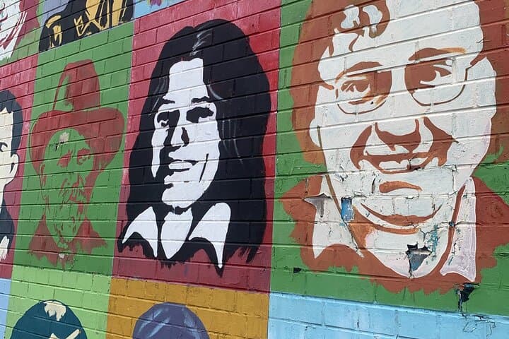 International wall