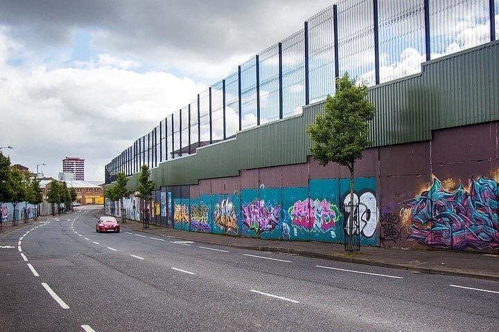 Belfast Political & Murals Tour