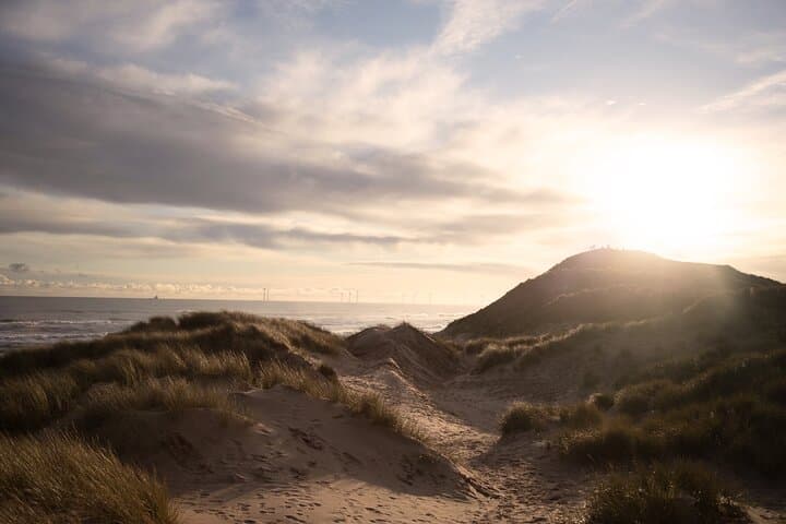 Aberdeen Tour App, Hidden Gems Game and Big Britain Quiz (1 Day Pass) UK