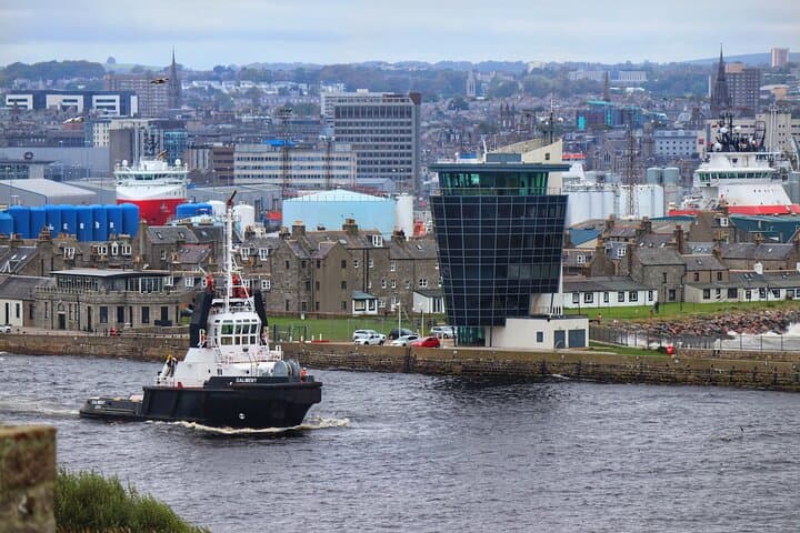 Aberdeen Tour App, Hidden Gems Game and Big Britain Quiz (1 Day Pass) UK