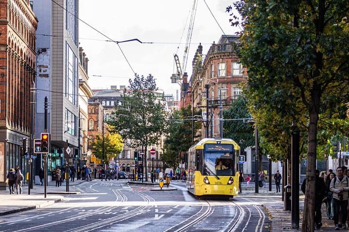 Manchester Tour App, Hidden Gems Game and Big Britain Quiz (1 Day Pass) UK