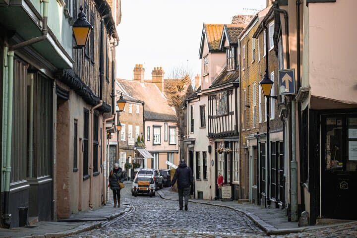 Norwich Tour App, Hidden Gems Game and Big Britain Quiz (1 Day Pass) UK