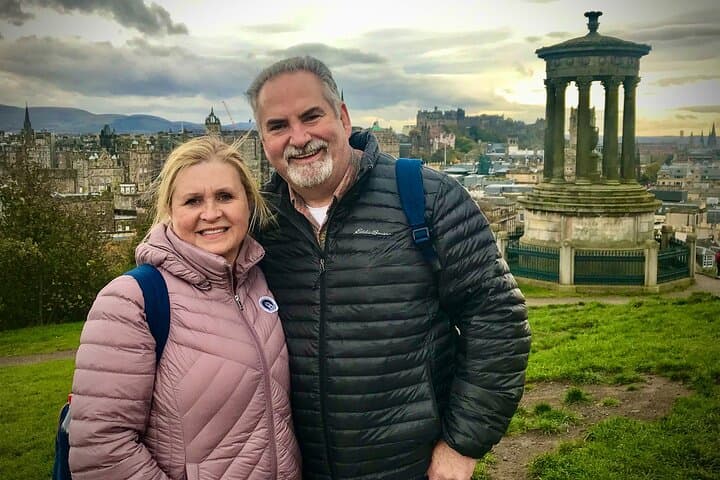 Edinburgh's Landscapes Tours with a Local Guide: Private & Personalized