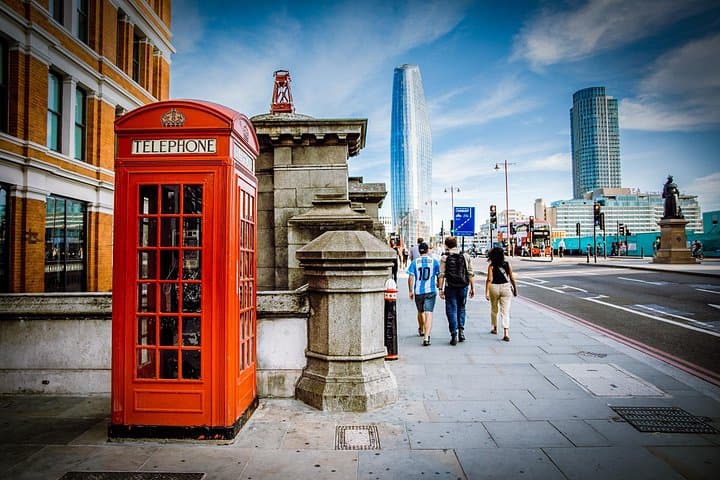 Private London Tour with a Local: Custom Highlights & Hidden Gems