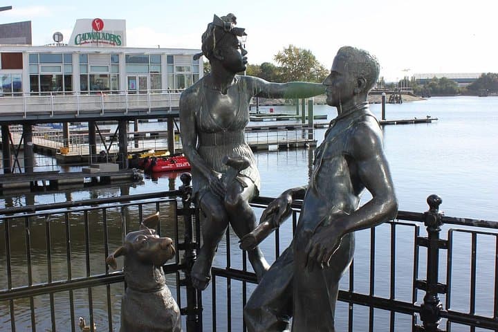 Cardiff’s Bay and Waterfront: A Self-Guided Audio Tour