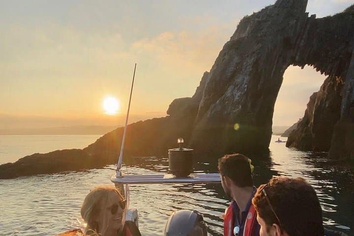 Private Coastal Boat Tour in Torquay