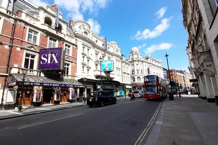 West End and South Bank Theatre Walking Tour in London