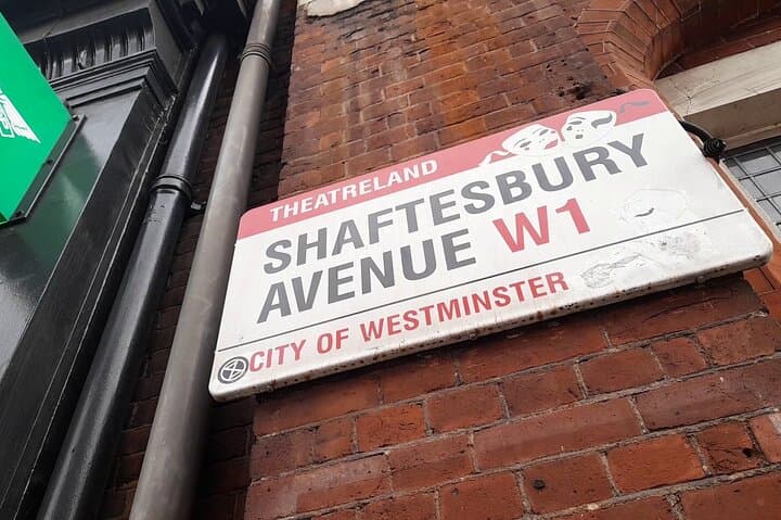 West End and South Bank Theatre Walking Tour in London