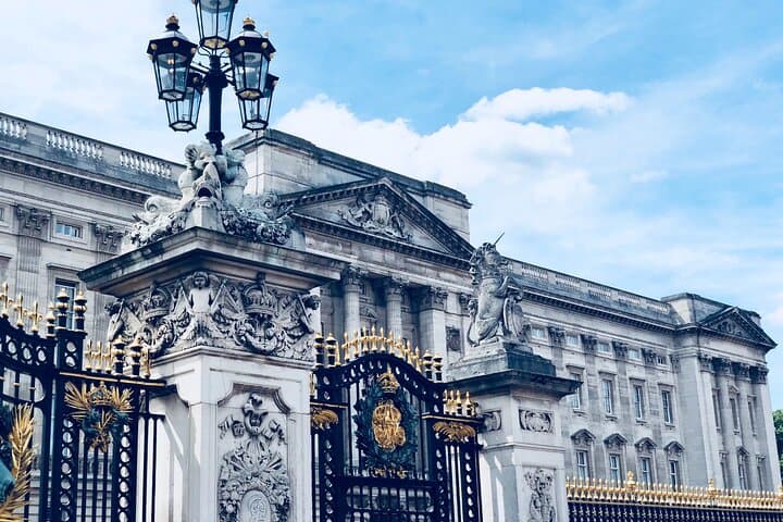 The Gates of the Palace