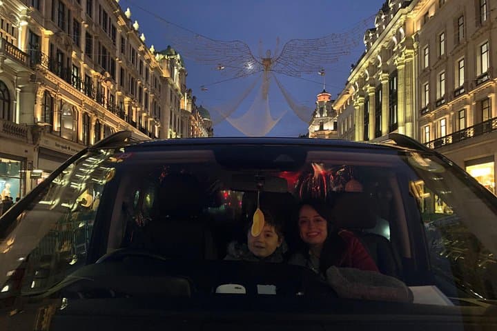 Enjoy London Christmas lights and shopping tour safely and in style on a private car tour in Mercedes executive class vehicles