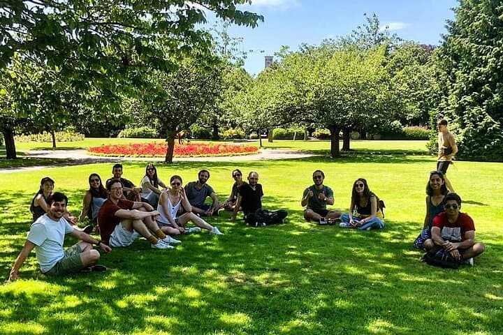 Cardiff city tour in Bute Park