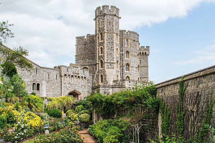 Gardens among the grandeur