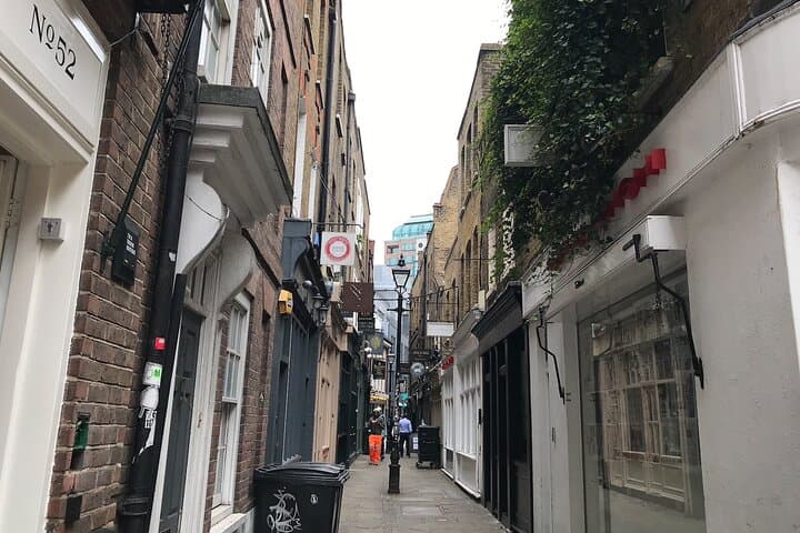 Yes there really are some magical places to visit on Jack the Ripper’s Whitechapel