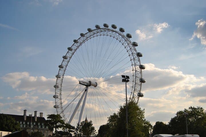 Discover Greenwich by River Thames Boat Trip