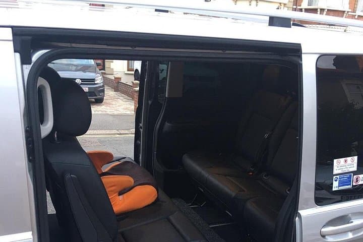 Mercedes Vito Minibus