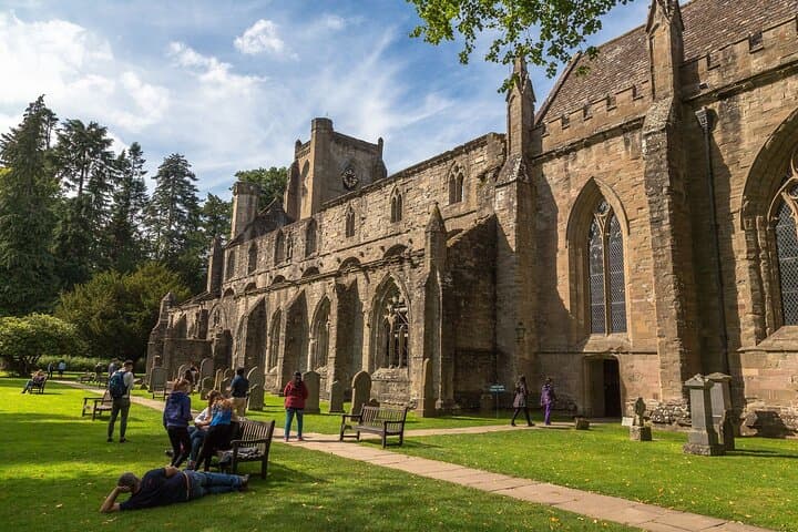 Scotland's Glens, Highlands & Whisky Day Trip from Edinburgh