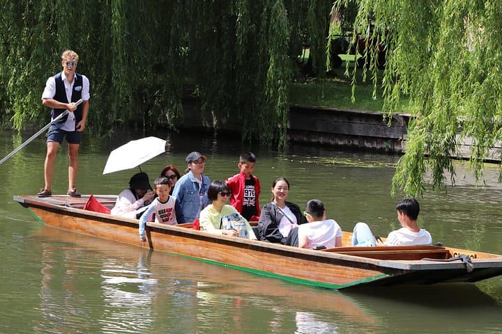 Shared Punt Tour - Cambridge