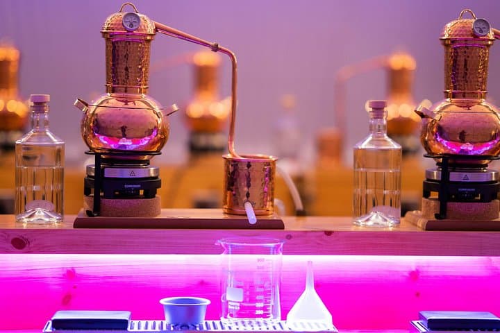 Discover the Aberdeen Gin School