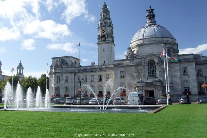 Welcome to Cardiff: Private 2-hour Walking Tour