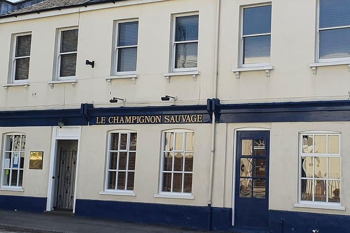 Discovering Cheltenham: A Self-Guided Audio Tour
