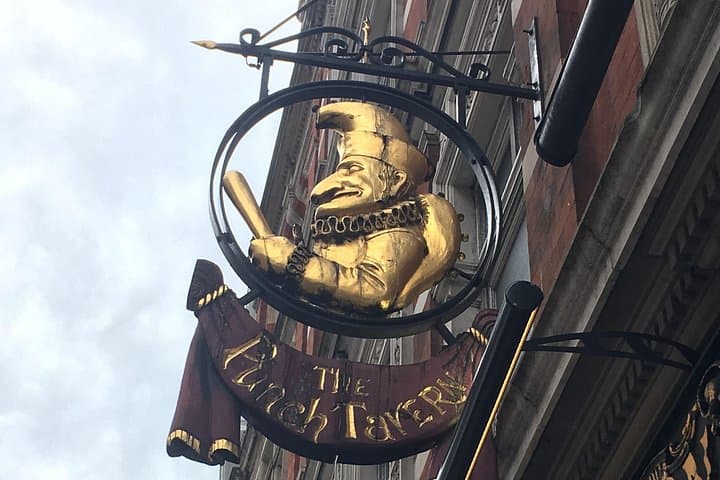 Historic City of London Pub Walk in 2000 years of history